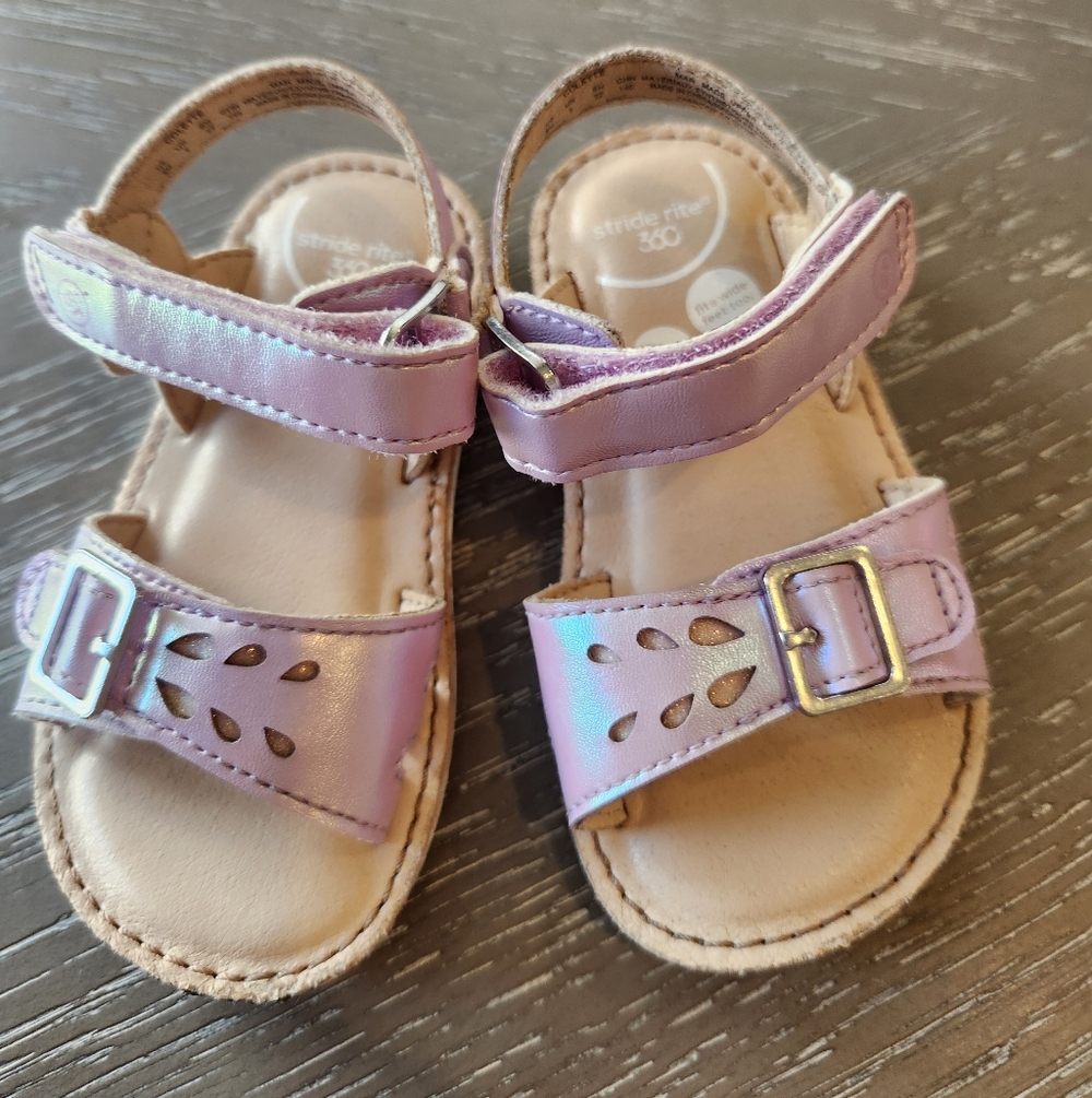 Stride Rite Girls' Metallic Lavender Sandals
